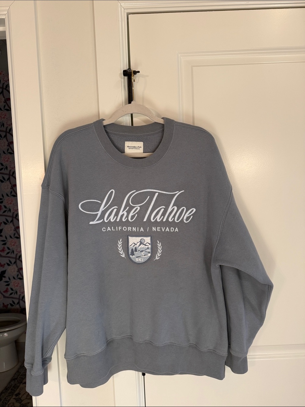 Abercrombie & Fitch Lake Tahoe Script Sweatshirt - Slate Gray Large